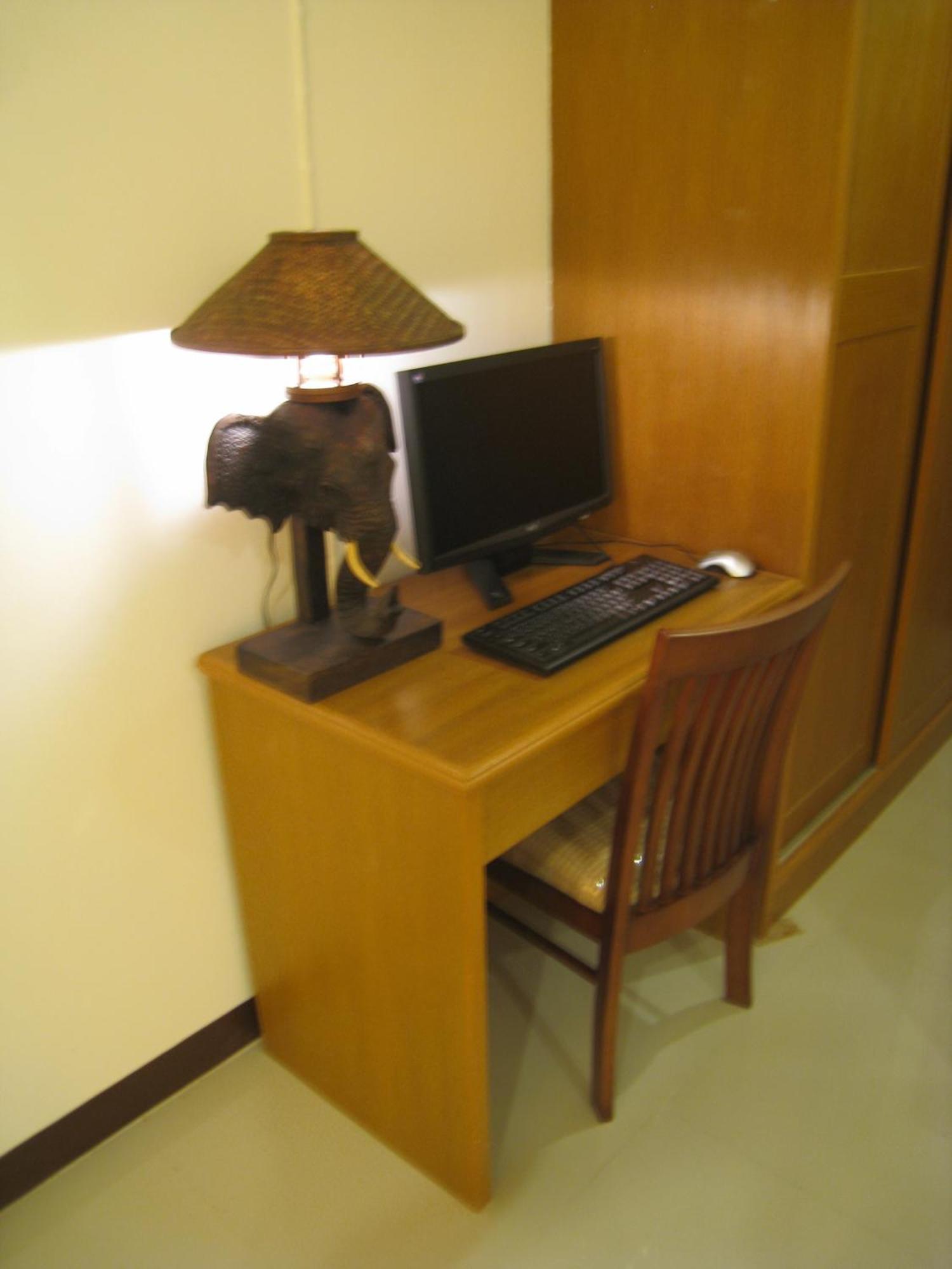 Rafael Hotel And Mansion Bangkok - Sha Extra Plus Certified Buitenkant foto