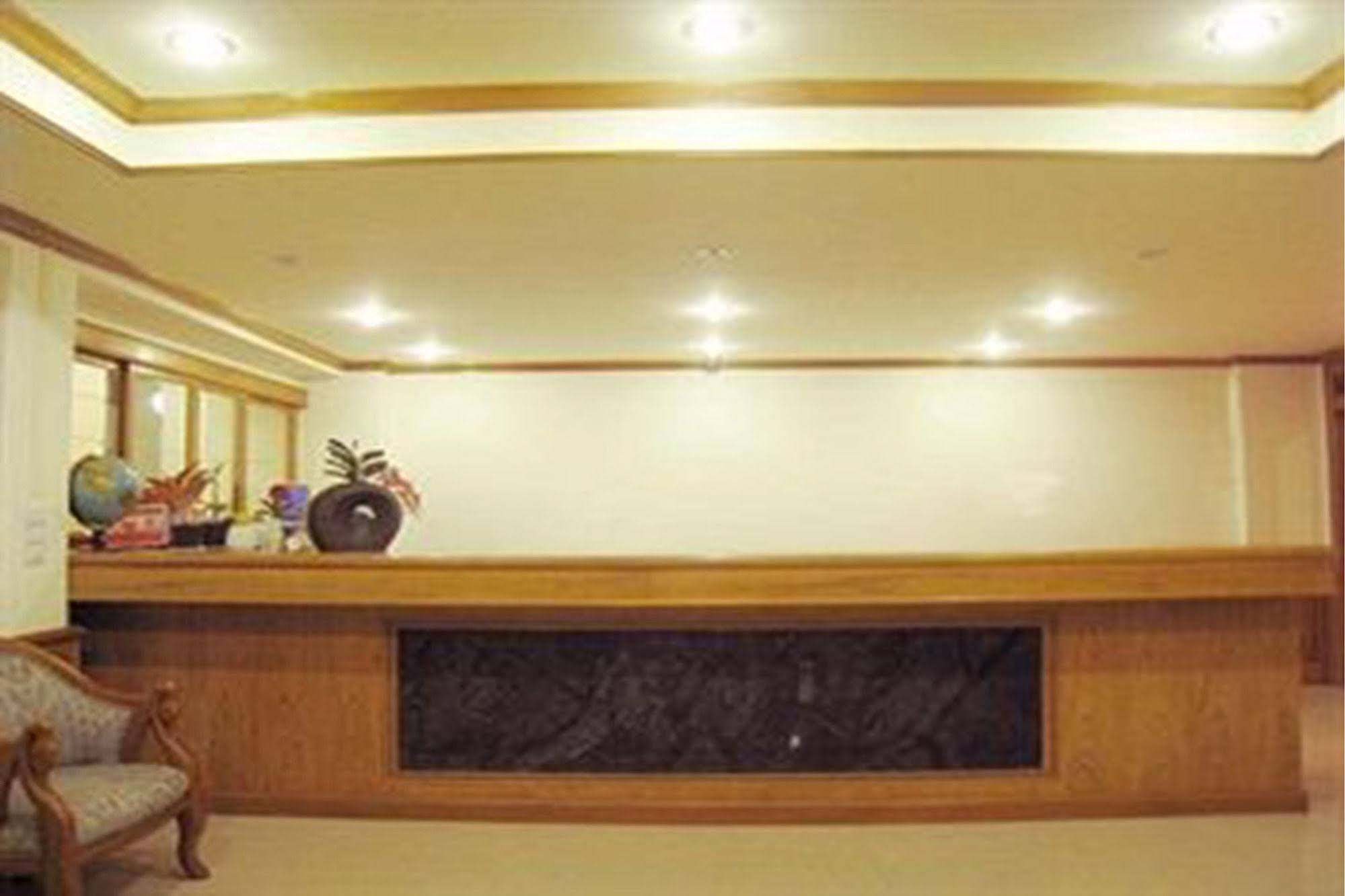 Rafael Hotel And Mansion Bangkok - Sha Extra Plus Certified Buitenkant foto